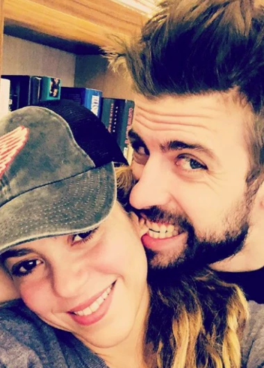 Shakira desmiente la crisis con Piqué