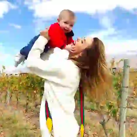 Jésico Cirio mostró cómo le da de comer a su bebita y sus seguidores la criticaron muchísimo