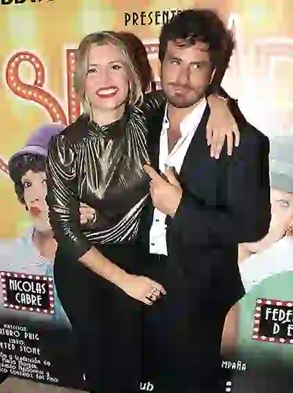 Laurita es su compañera: