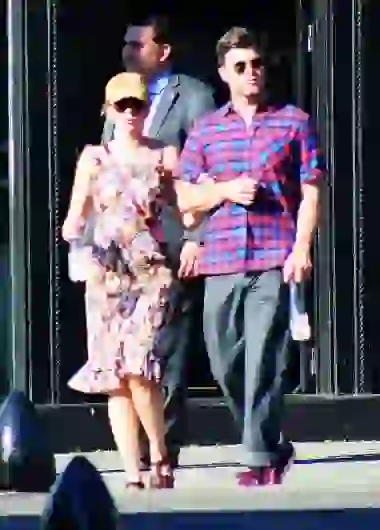 Scarlett turista en Argentina