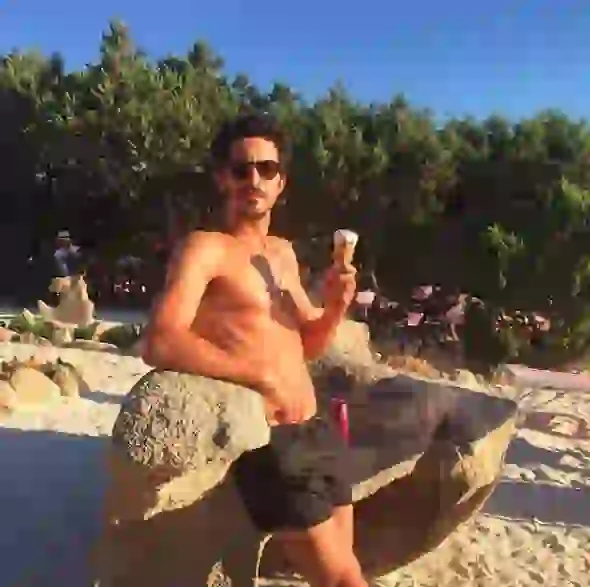 El Chino reprodujo una tierna foto que encontró en el baúl de los recuerdos.