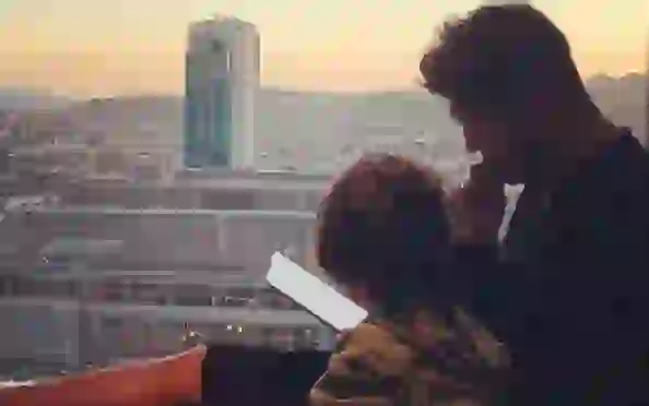 Tinelli y Lolo, disfrutan de un atardecer 