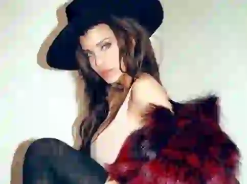 Charlotte está soltera y feliz.