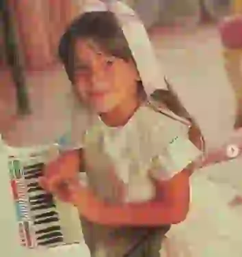 Charlotte está soltera y feliz.