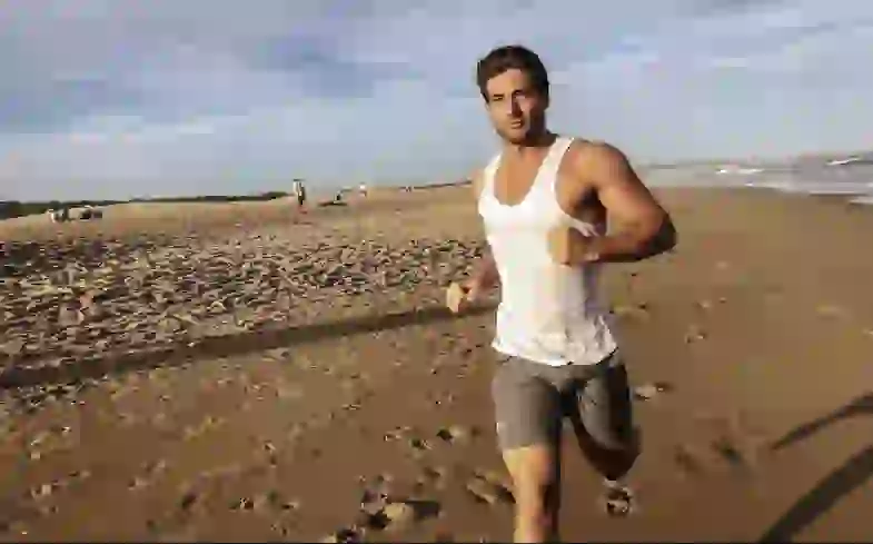Rodrigo Guirao, entrenamiento en la playa