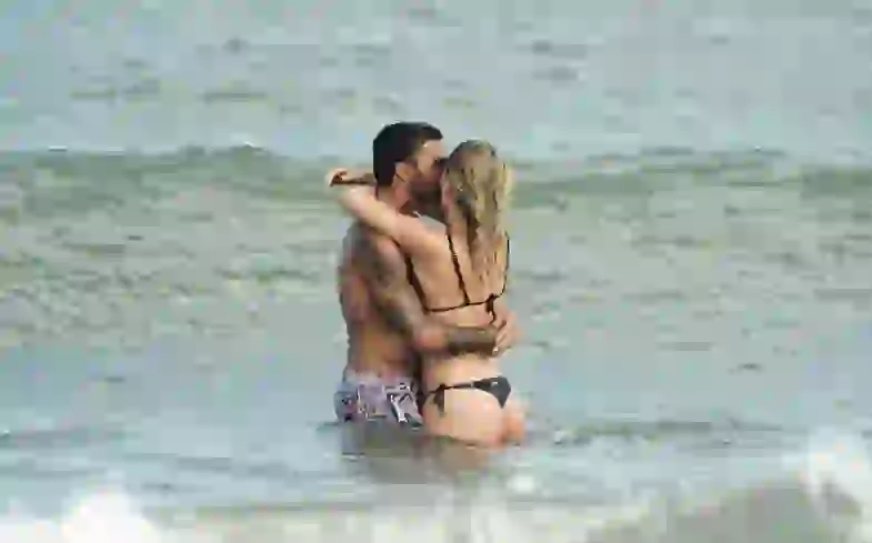 Poroto y Mica: romance apasionado