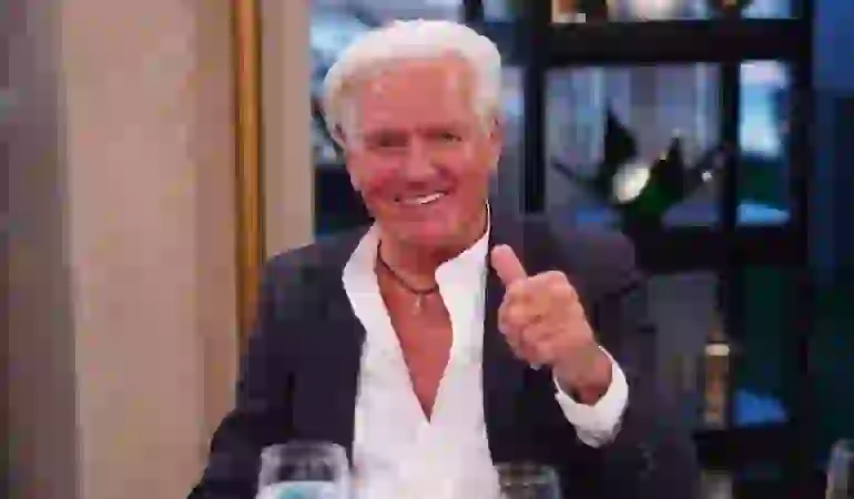 Sergio está en pareja con una joven que iba al colegio con su hija.