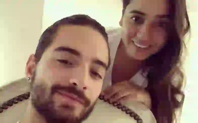 Maluma junto a Manuela, su hermana mayor