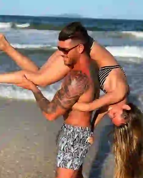 Cristian conoce a la joven desde hace varios años, pero una pelea los supo distanciar.