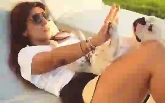 Giani no tiene pelos en la lengua.