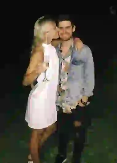 Un romance que pisa fuerte