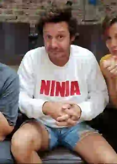 Benja está a disgusto con lo que hace su hijo mayor.