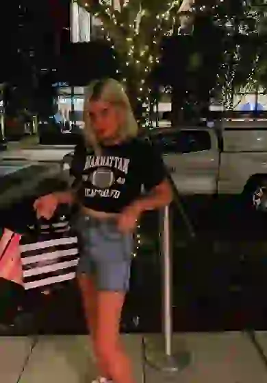 Martita tiene un hermano mellizo, Felipe. 