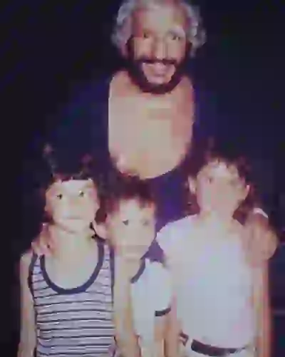 Junto al gran luchador Martín Karadajian, uno de sus ídolos de la niñez.