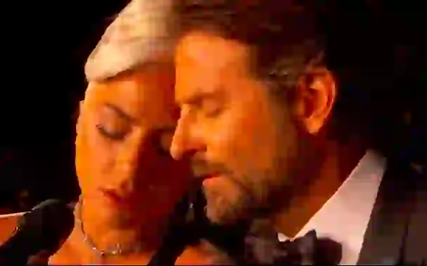Bradley y Lady Gaga cautivaron al mundo entero
