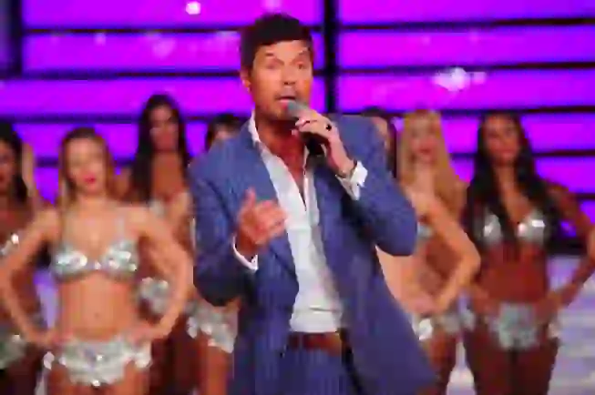 Florencia Torrente firmó contrato y se mostró feliz junto a Hoppe,