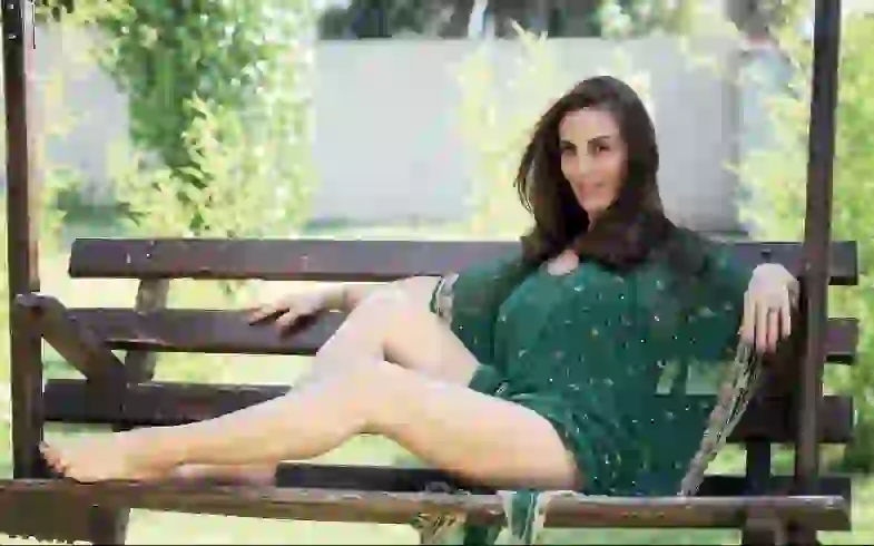 A los 51, Vivi luce espléndida. 