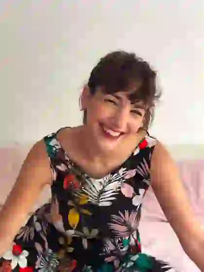 Thelma se retrasó con el pago del alquiler de su departamento.