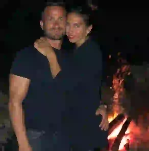 Cinthia se quedó dormida mientras Martín manejaba.