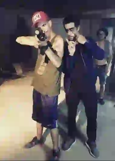 Los hermanos Lamothe durante la grabación de un clip