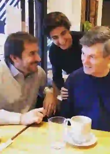 El empresario Javier Faroni ayuda a la familia desde el primer día.