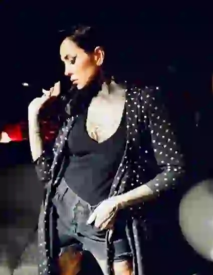 Candelaria lanzó su primer álbum, Yo.