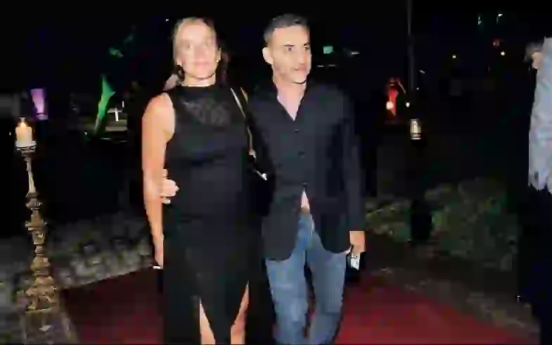 La pareja luce firme, más allá de los aprietes.