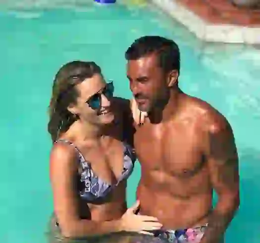 Mica se lleva pésimo con la mamá de las hijas de Cubero, Nicole Neumann.