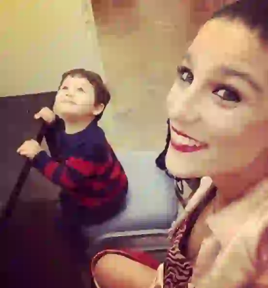 Juana comparte casi toda su vida por las redes.