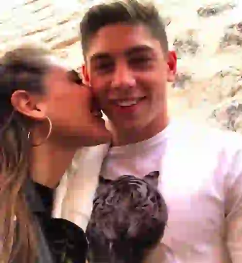 Mina y Federico comenzaron su relación por chat.