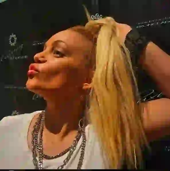 María Eugenia no se lamentó ante el incendio de Notre Dame.