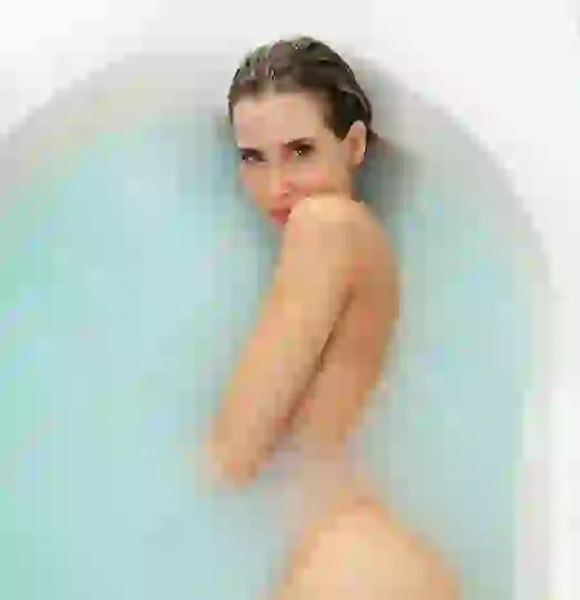 Guillermina está a punto de lanzar su línea de productos para cuidados de la piel, GUIV.