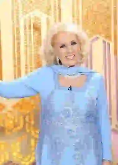 Mirtha celebró la hazaña con los suyos.