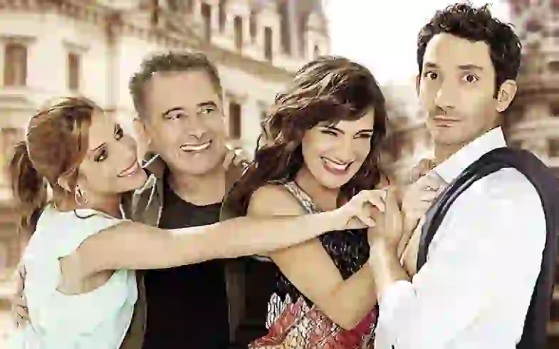 Su obra en la calle Corrientes se llama La verdad.