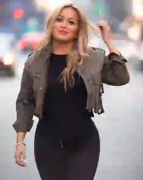 Karina no volvería a salir con un futbolista.