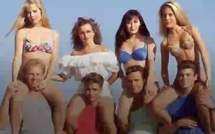 El elenco completo de Beverly Hills  hace 20 años 
