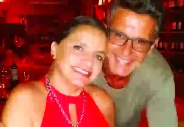 Viviana y Osvaldo tienen una hija, Jazmín.