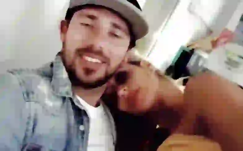 Rolando fue el caballero que la dejó.