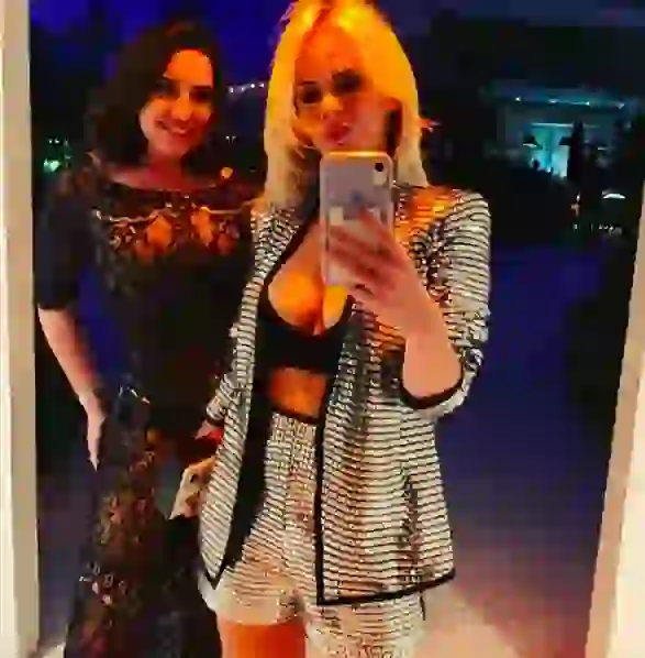 Ale se separó de Jonás y viajó a Miami con amigas.