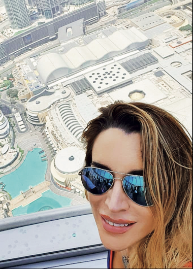 Fátima Florez de viajeen Dubai