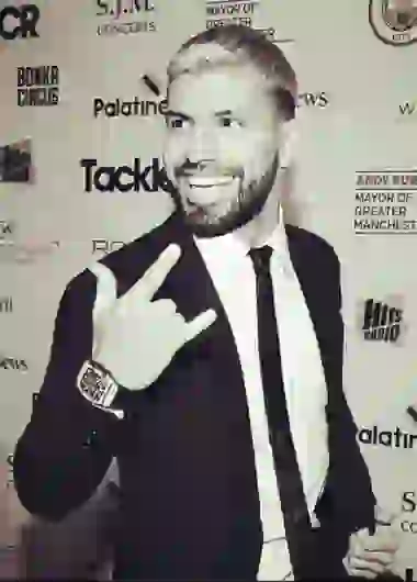 El Kun Aguero abandonó la soltería