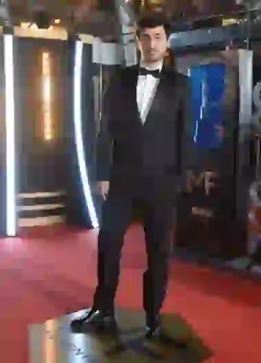 Lizardo Ponce, clásico y efectivo