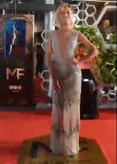 Stefi Roitman y un gran escote