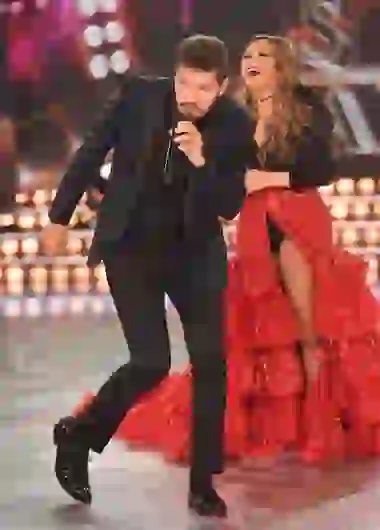 Tinelli a pura broma con la Princesita Karina.