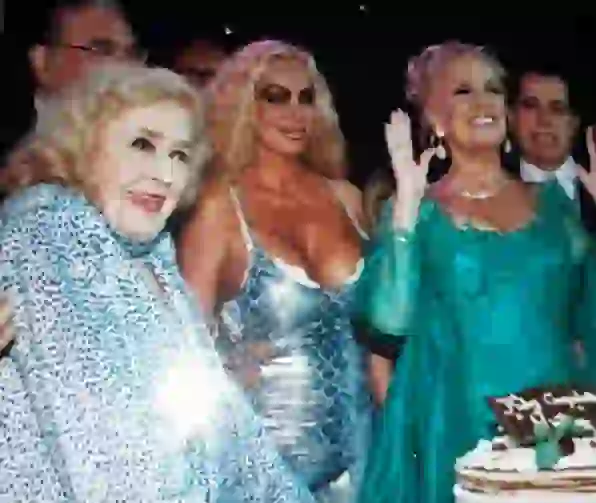 Divina, en uno de los cumples de Mirtha Legrand en Mar del Plata.
