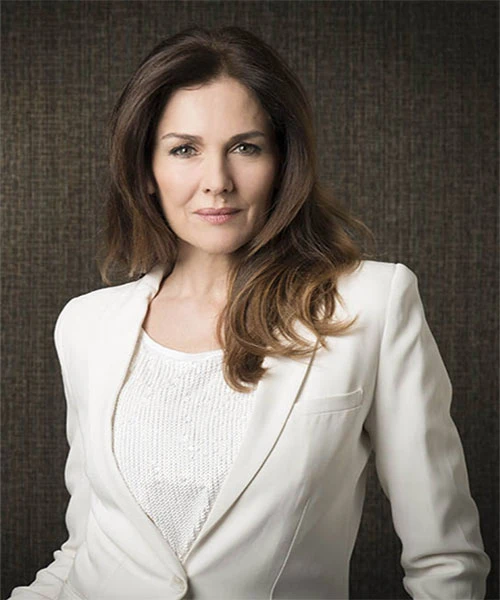 Andrea denunció públicamente que le robaron pertenencias de su valija.