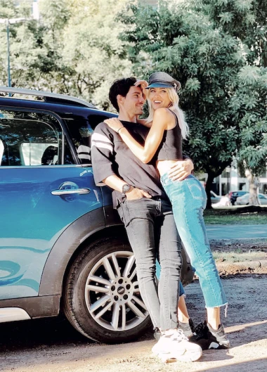 Cande Ruggeri, muy enamorada