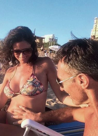 Claudio está muy orgulloso de Agus, su mujer.