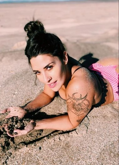 Ivana no puso reparos por la temperatura.