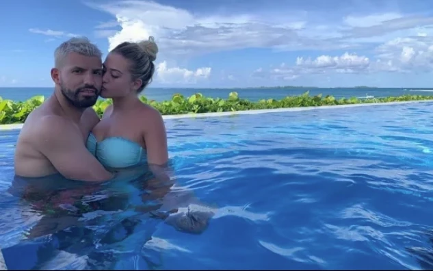 Kun Agüero: amor en las Bahamas